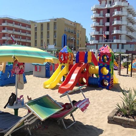 Hotel Marilonda Rimini Exterior photo